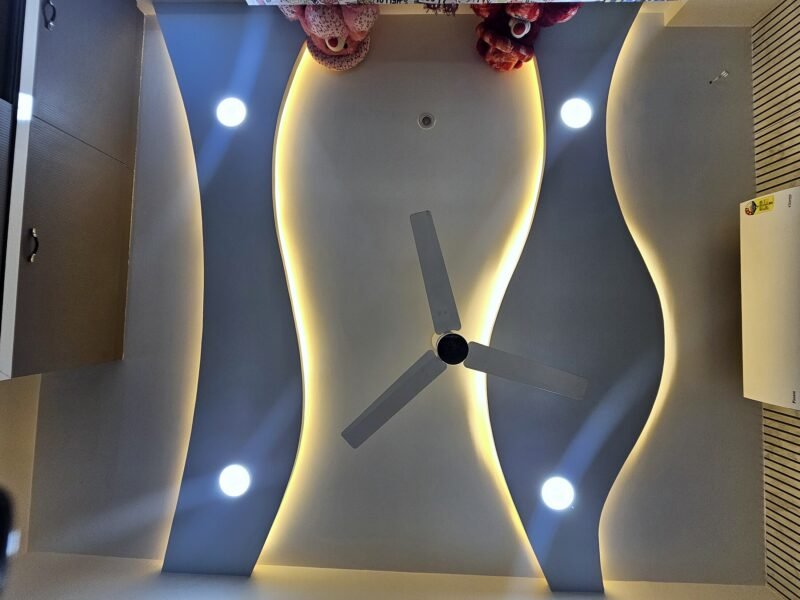 Sculpted ceiling — Aviary — 3BHK, Ghatlodiya